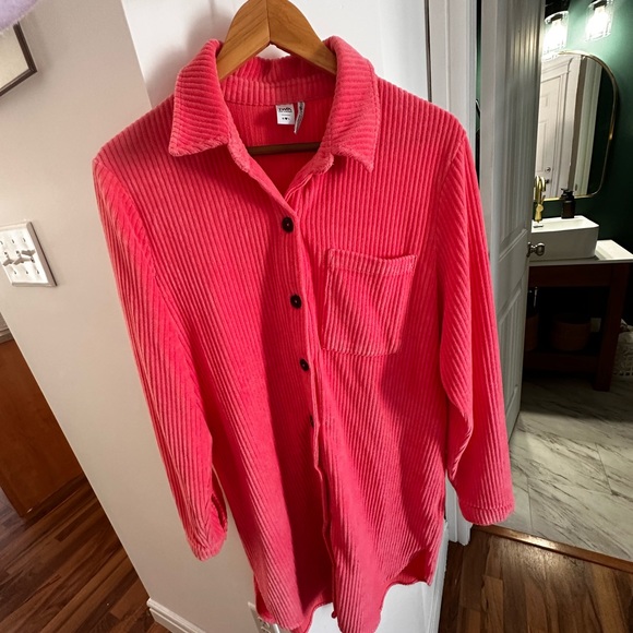 Twin hot pink corduroy Shacket - Picture 1 of 3